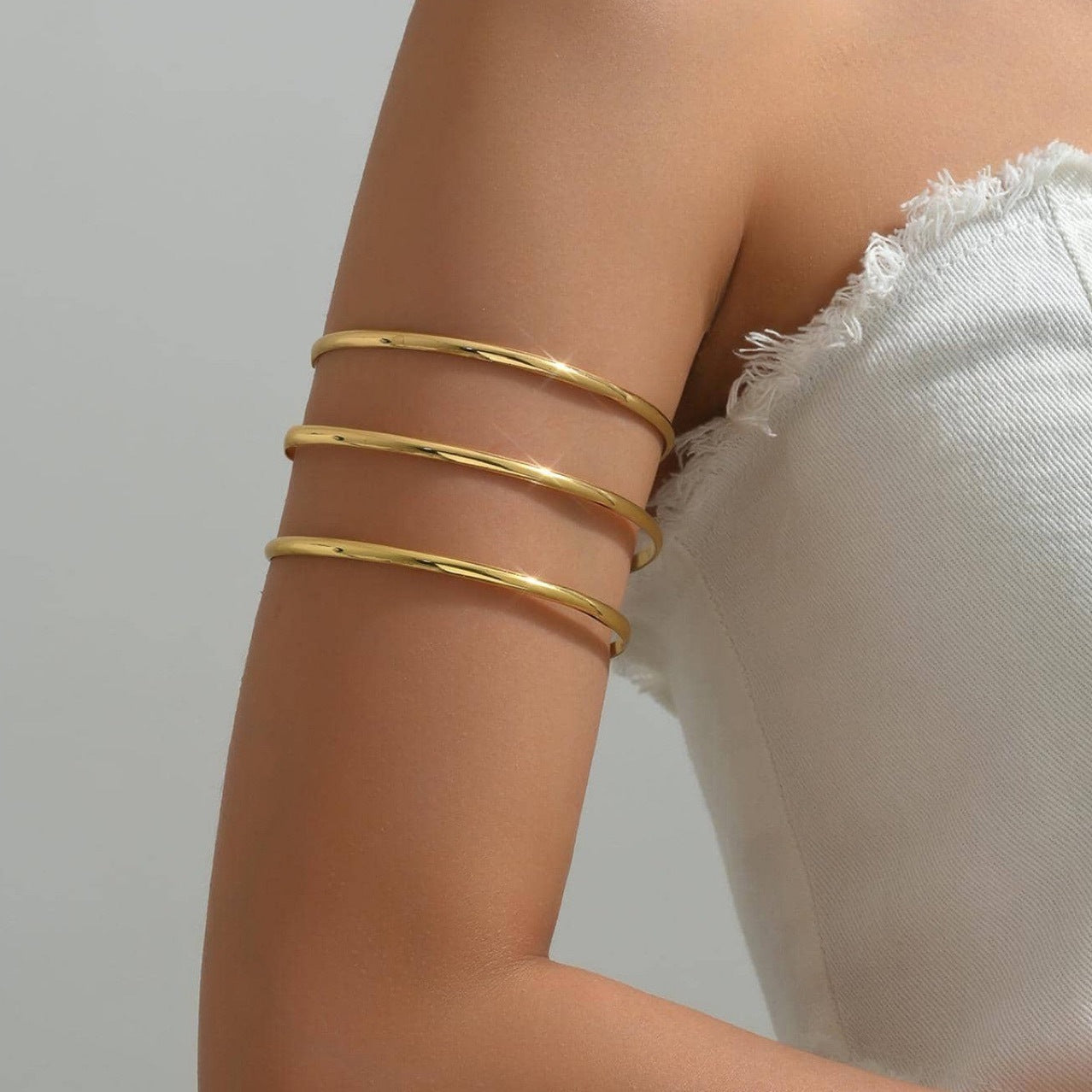 Simple Hollow Three-layer Metal Opening Armband